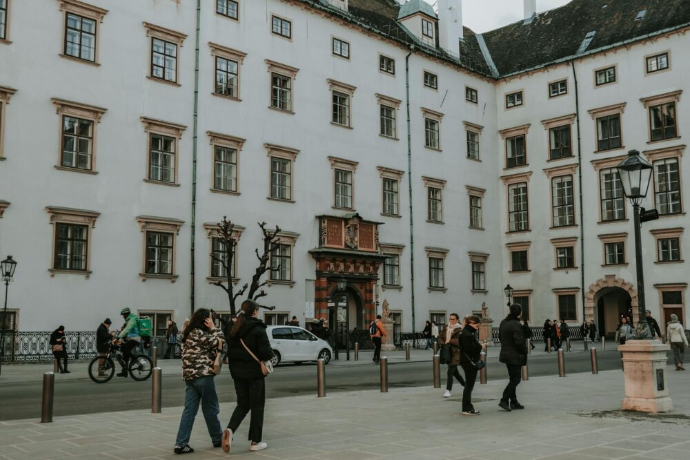 Solo travel hotels in Strasbourg with USB ports