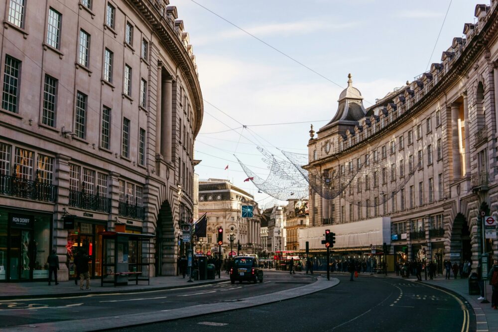 Top cafes in London with a community vibe 2026