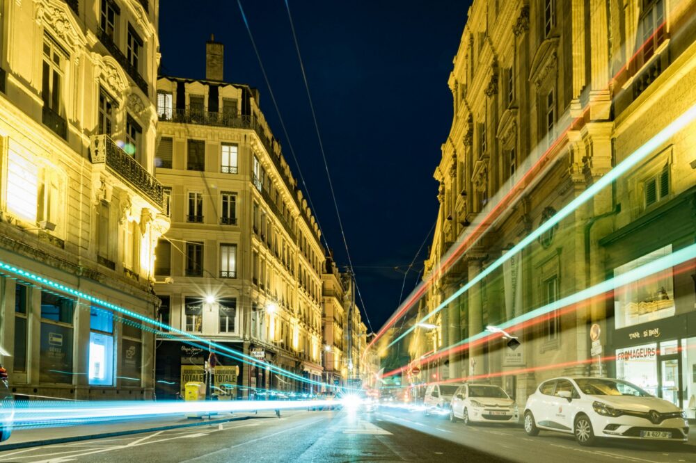 Top hotels in Lyon with a garden or courtyard