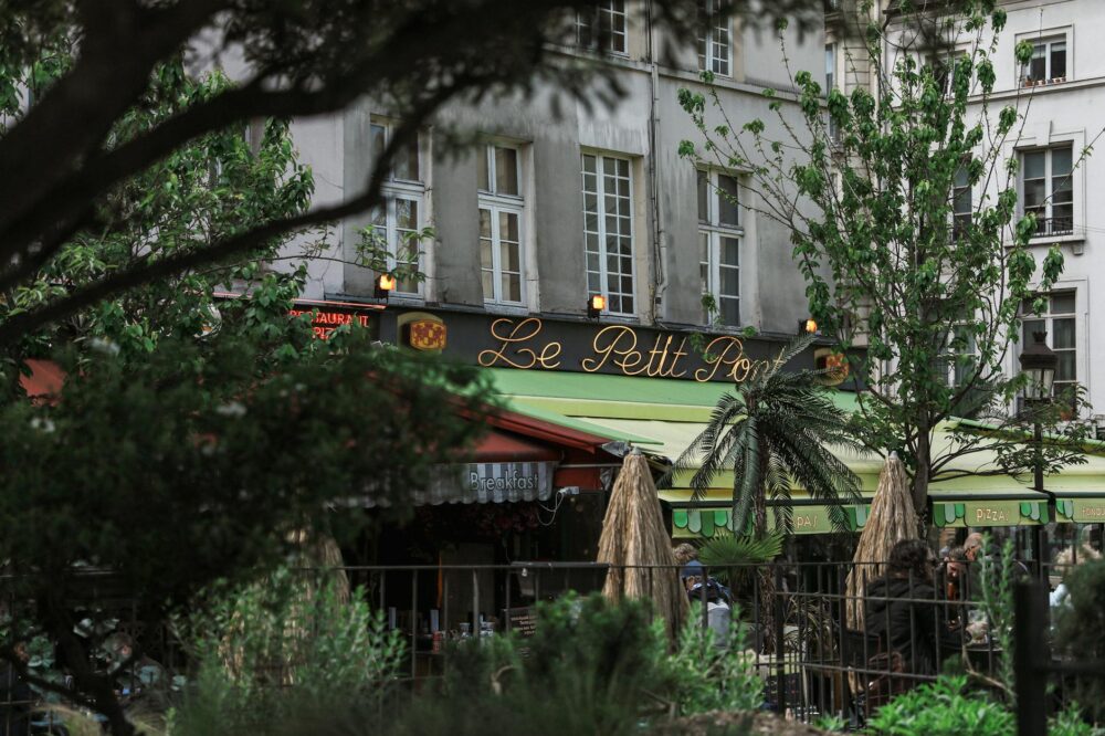Top restaurants along Garonne river Toulouse 2026