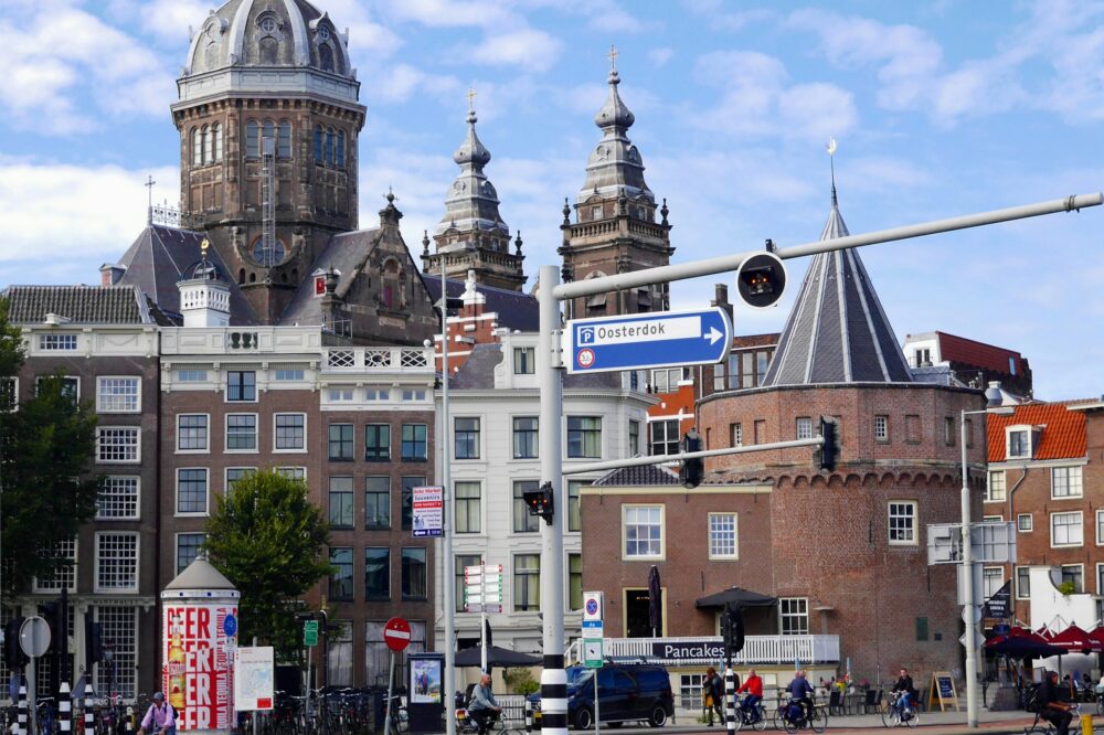 What are the best 5 star hotels in Amsterdam for a golf trip?