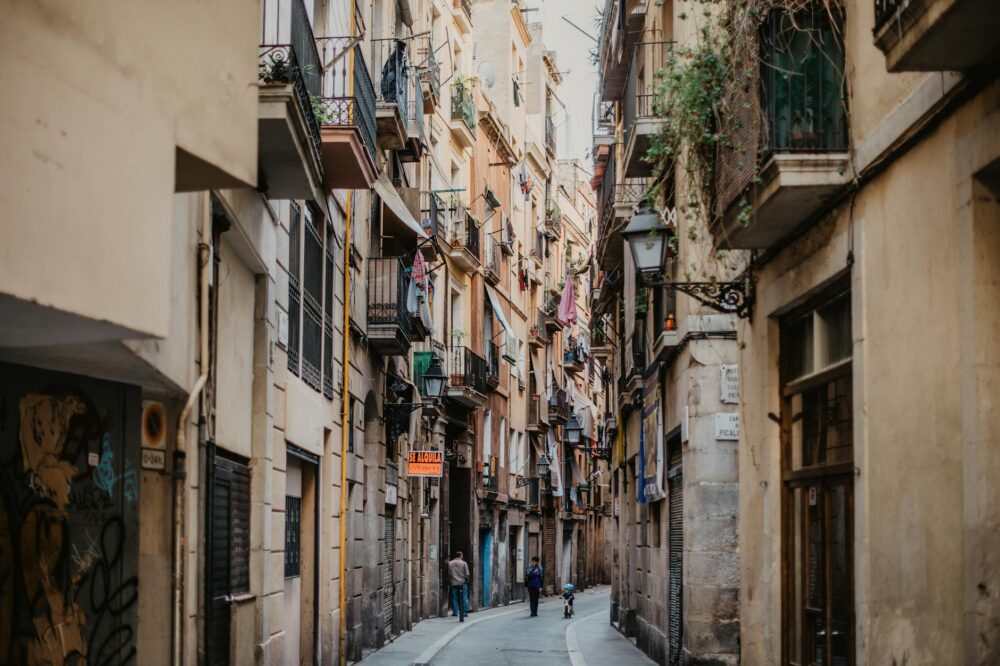 What are the best 5 star hotels in Barcelona with balconies?