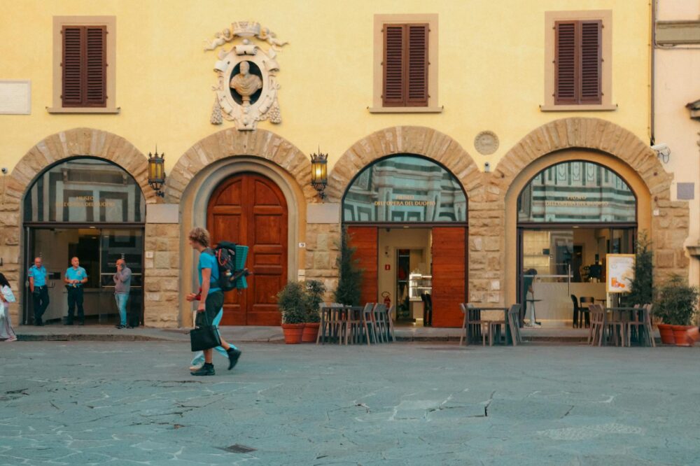 What are the best 5 star hotels in Florence with a library?