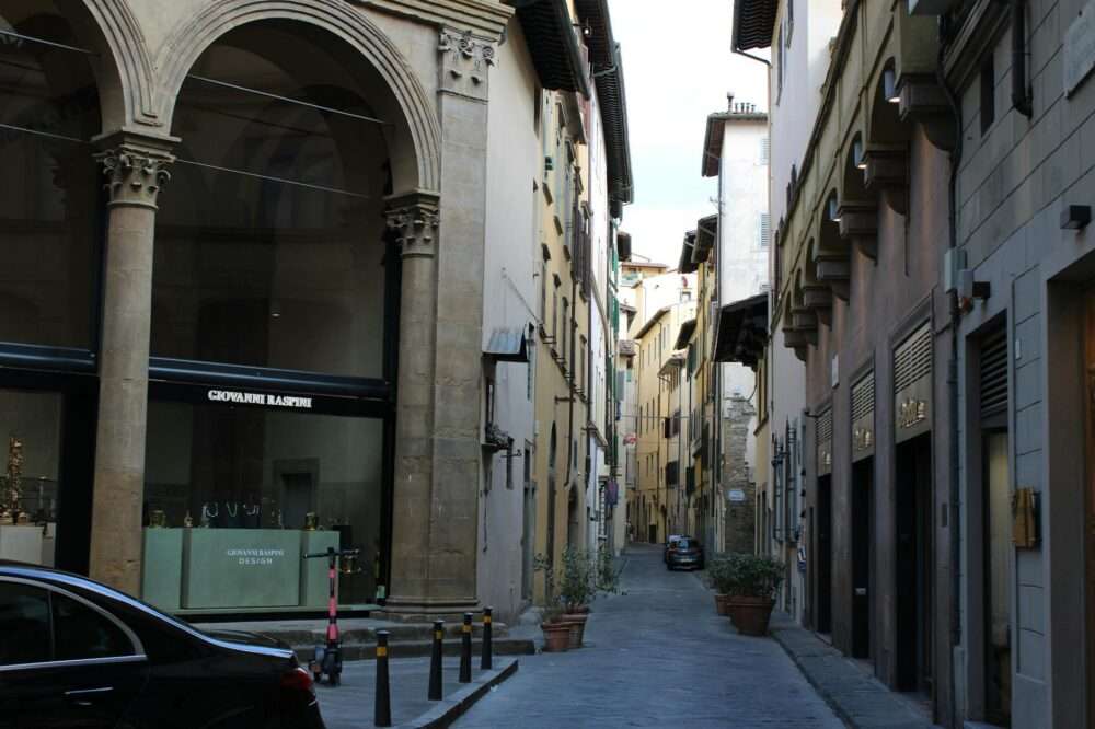 What are the best 5 star hotels in Florence with river views?