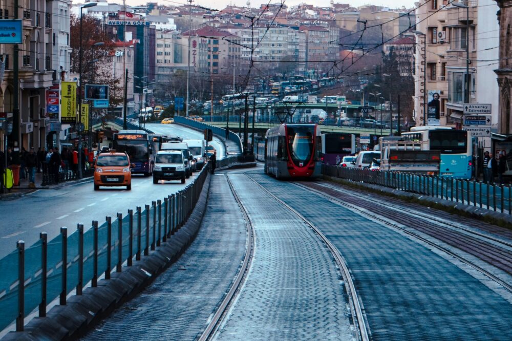 What are the best 5-star hotels in Istanbul for a weekend break?