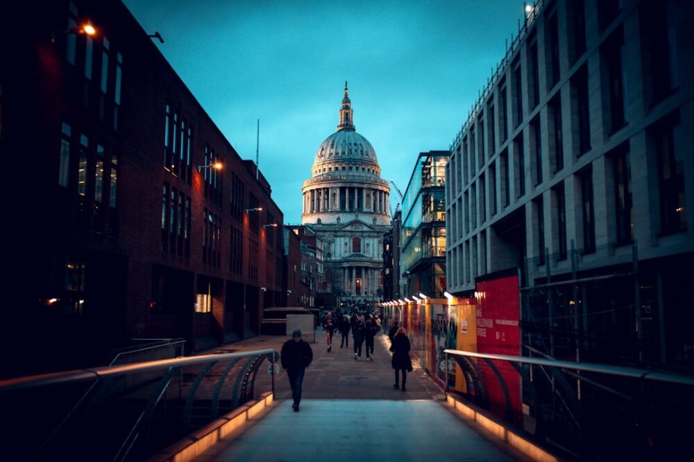 What are the best 5-star hotels in London for a summer holiday?