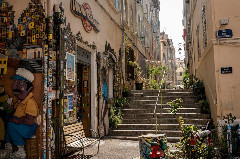 What are the best 5 star hotels in Marseille for a romantic weekend?