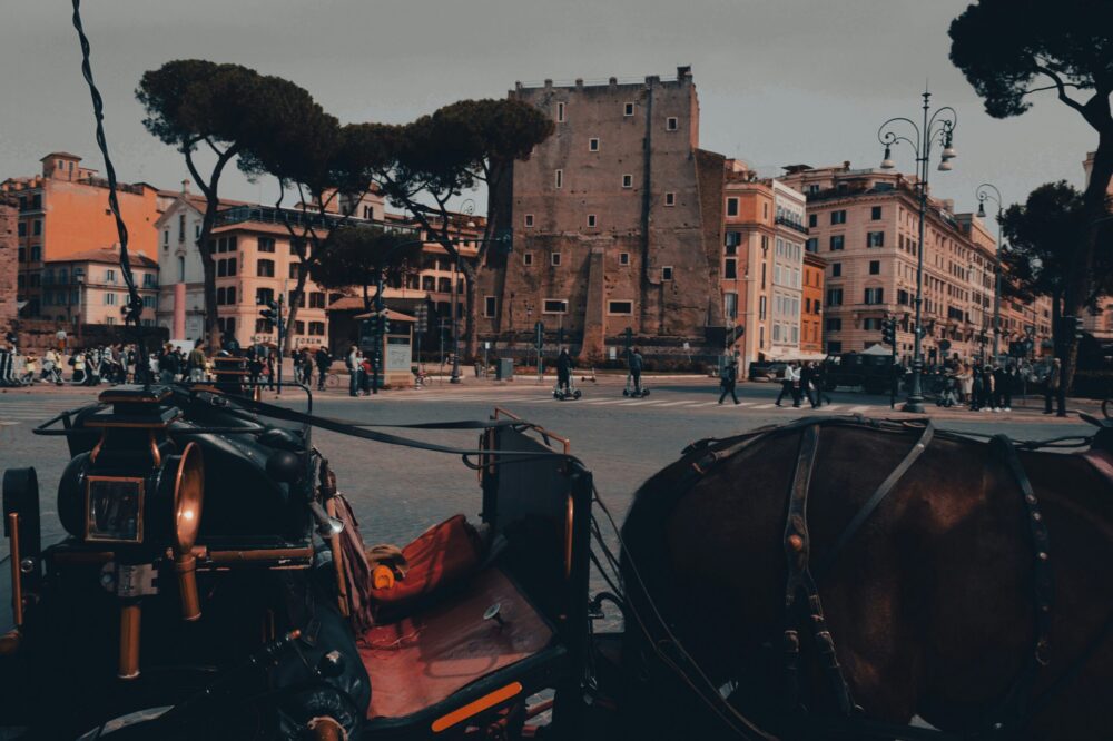 What are the best 5-star hotels in Rome for a luxury anniversary?
