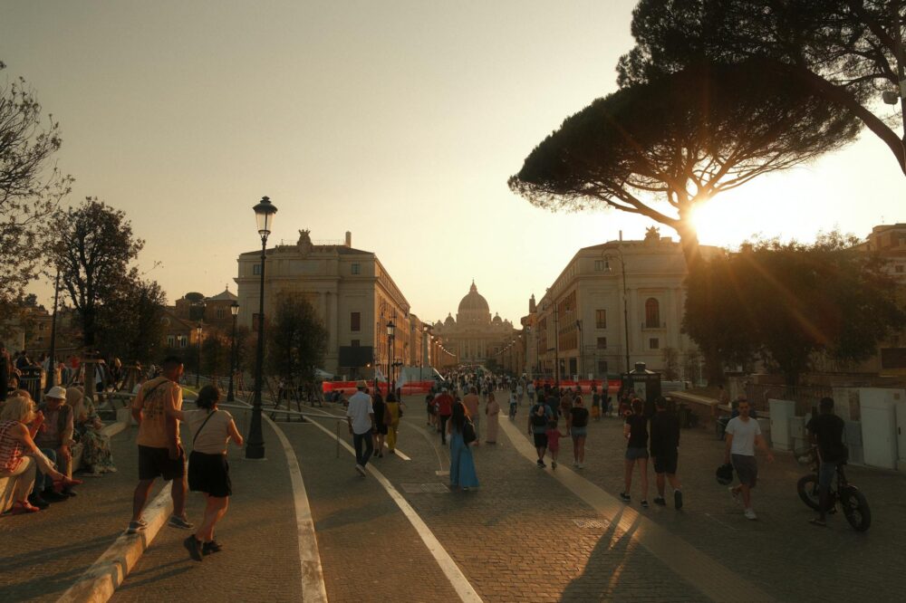 What are the best 5-star hotels in Rome for a relaxing holiday?