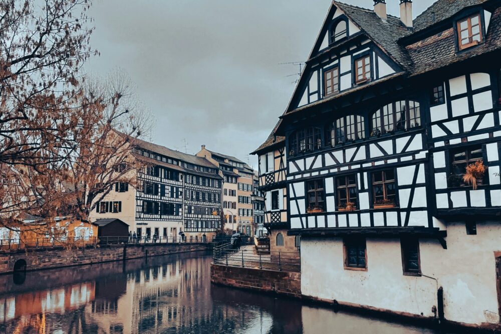 What are the best 5 star hotels in Strasbourg for a romantic getaway?