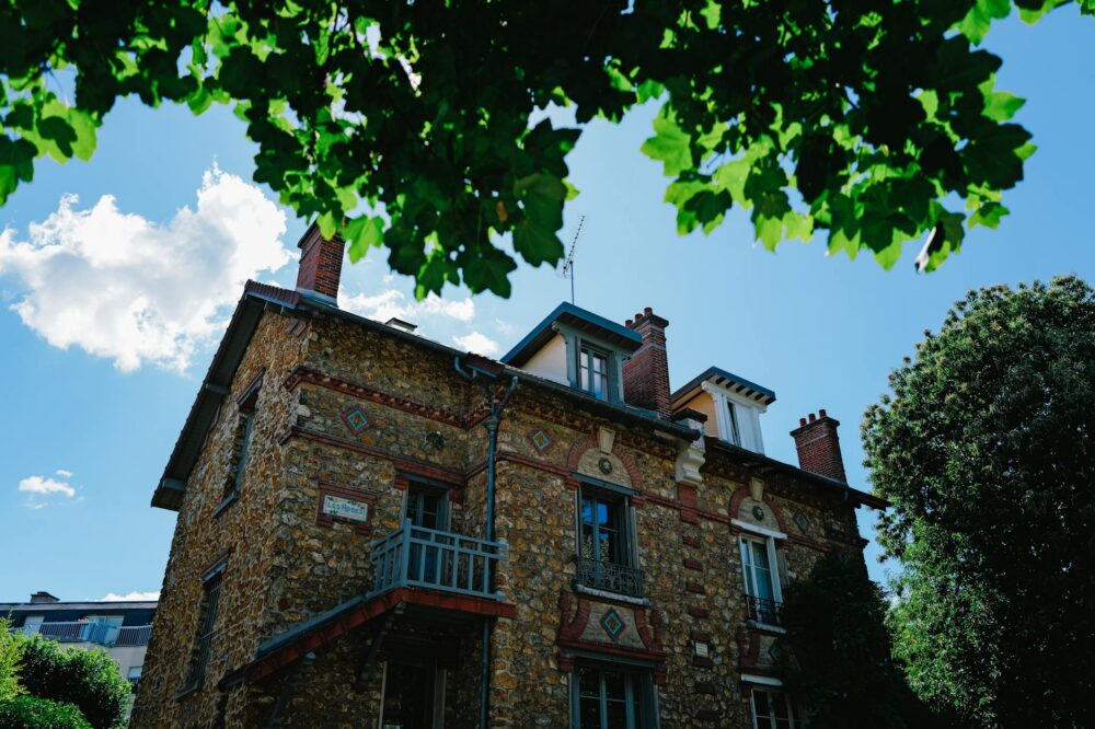 What are the best 5-star hotels in Toulouse for a digital detox?