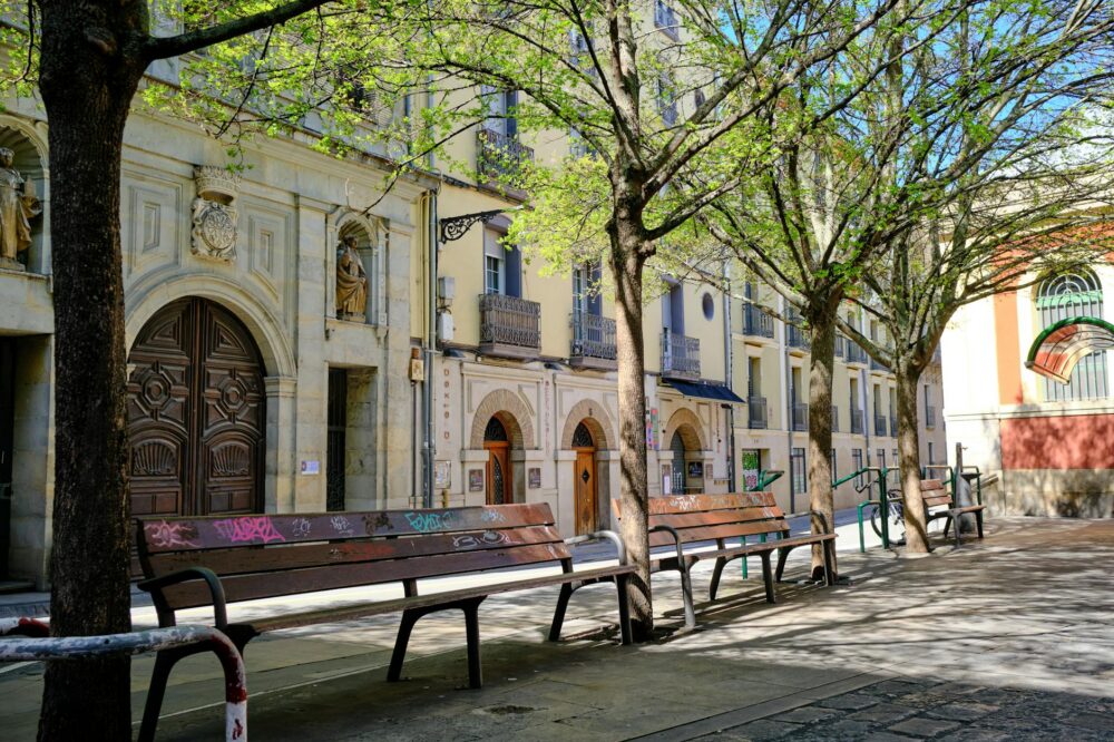 What are the best 5-star hotels in Toulouse for a staycation?