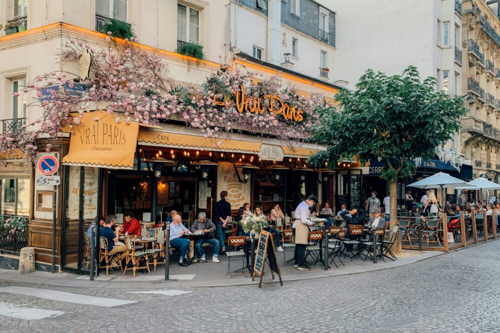 What are the best 5-star hotels in Toulouse for families with children?