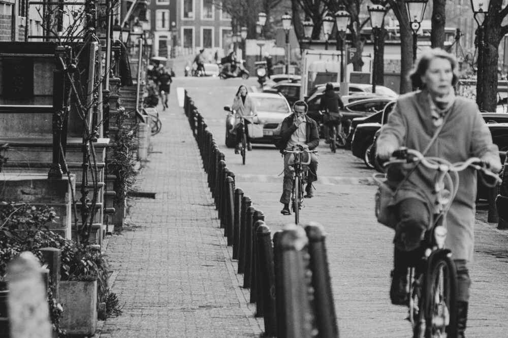 What are the best cafes in Amsterdam for breakfast in 2026?