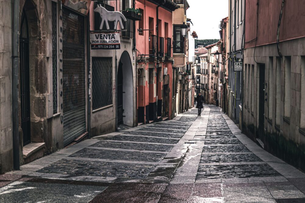 What are the best cafes in Florence for a book club in 2026?
