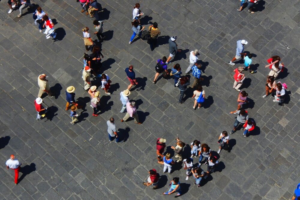 What are the best cafes in Florence for a coffee and people-watching in 2026?