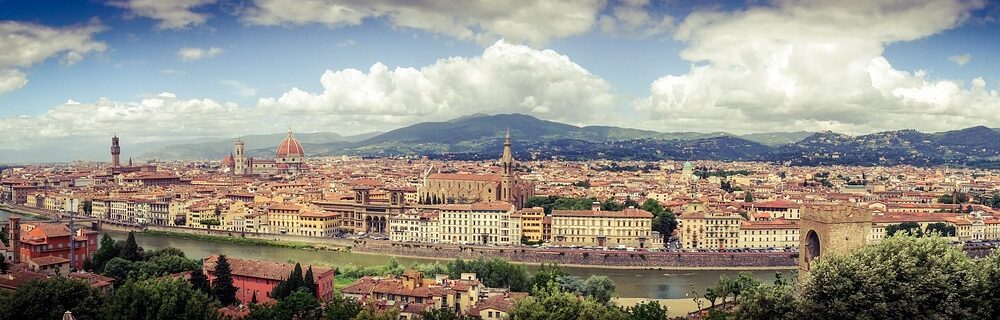 What are the best cafes in Florence for a solo coffee in 2026?