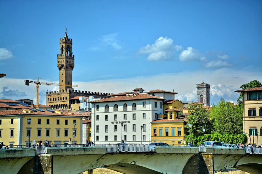 What are the best cafes in Florence for breakfast in 2026?