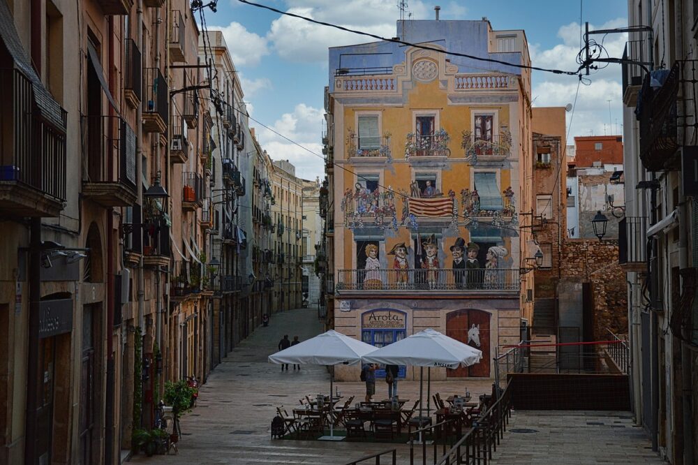What are the best cafes in Istanbul for a quick coffee break?