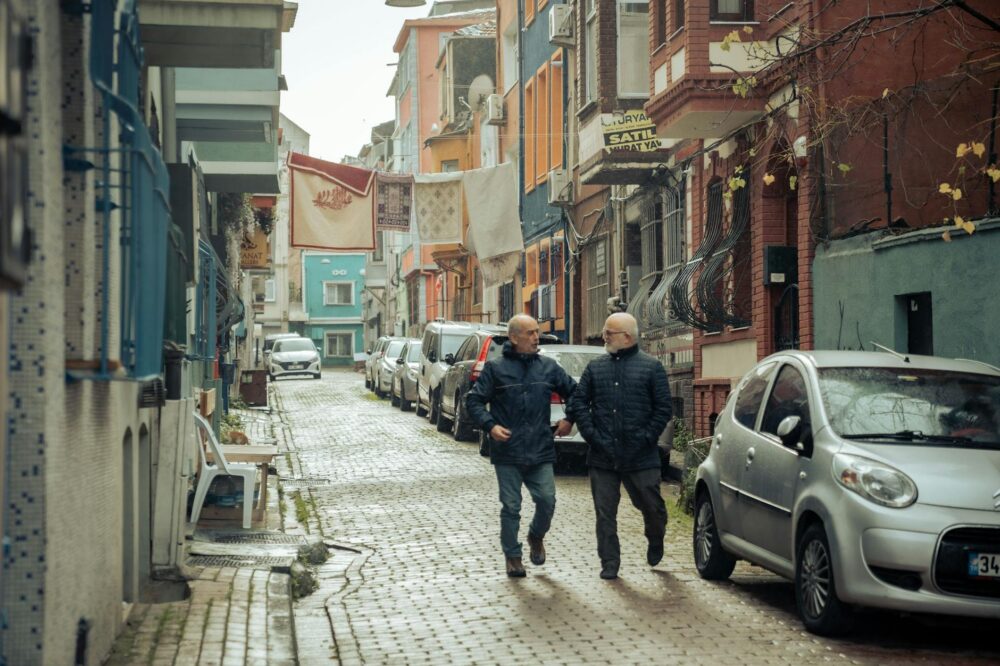 What are the best cafes in Istanbul for digital nomads?