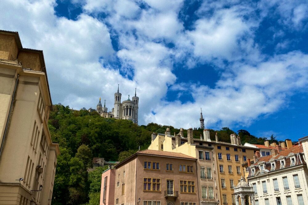 What are the best cafes in Lyon for a post-dinner coffee in 2026?