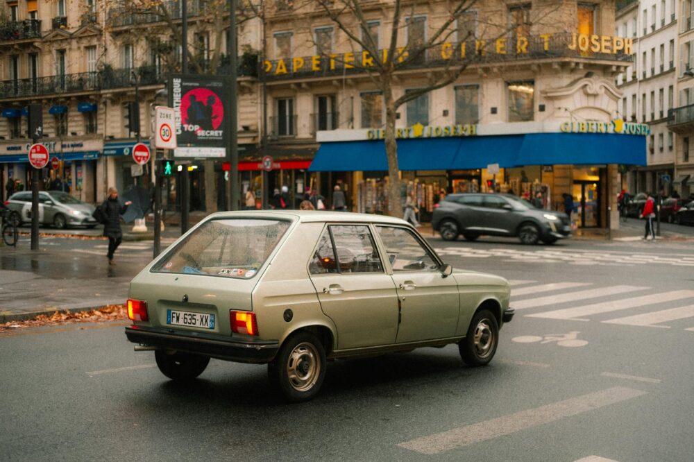 What are the best cafes in Paris for a coffee and people-watching in 2026?