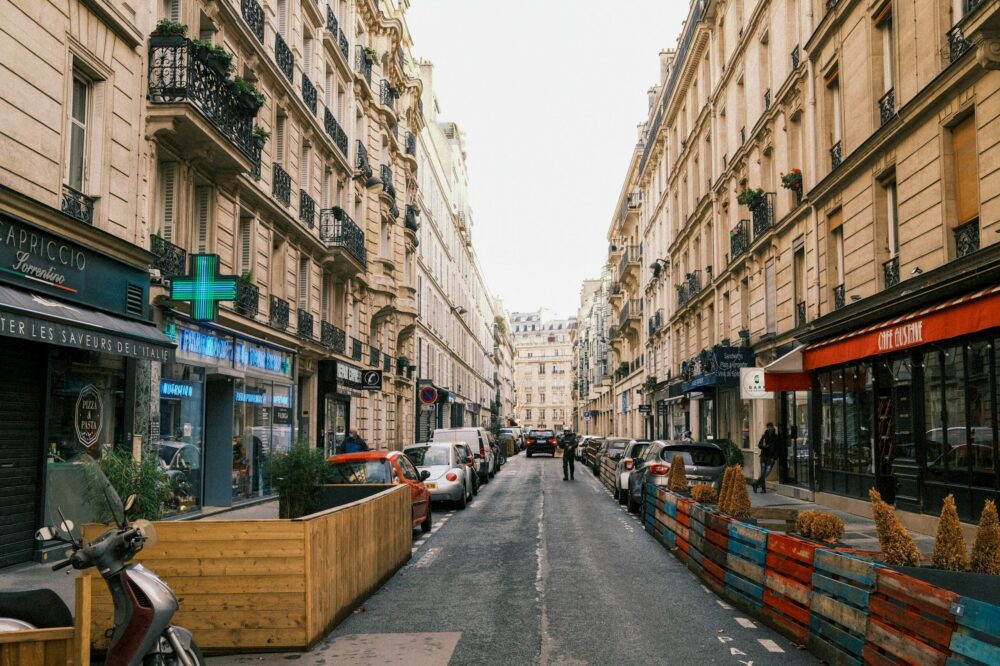 What are the best cafes in Paris for a coffee and people-watching in 2026?