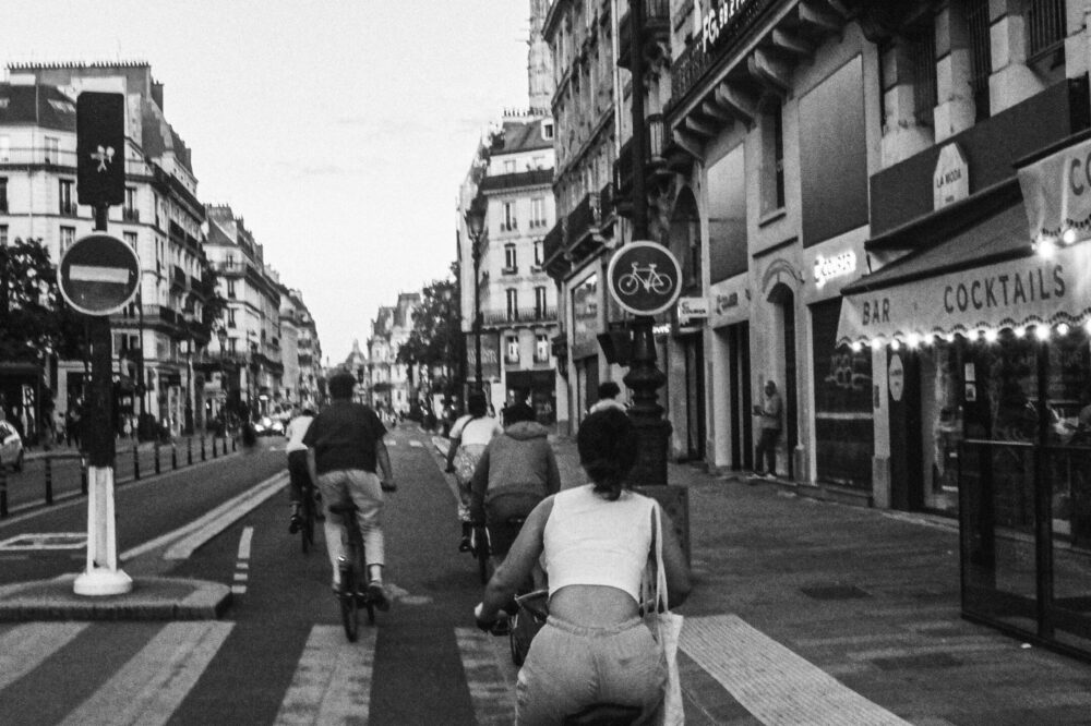 What are the best cafes in Paris for a coffee break in 2026?