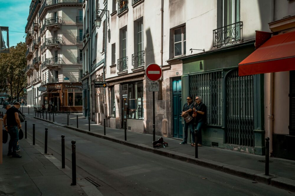 What are the best cafes in Paris for a cozy atmosphere in 2026?
