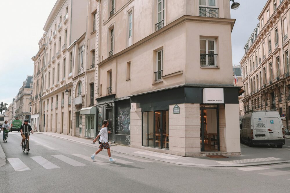 What are the best cafes in Paris for a rainy day in 2026?