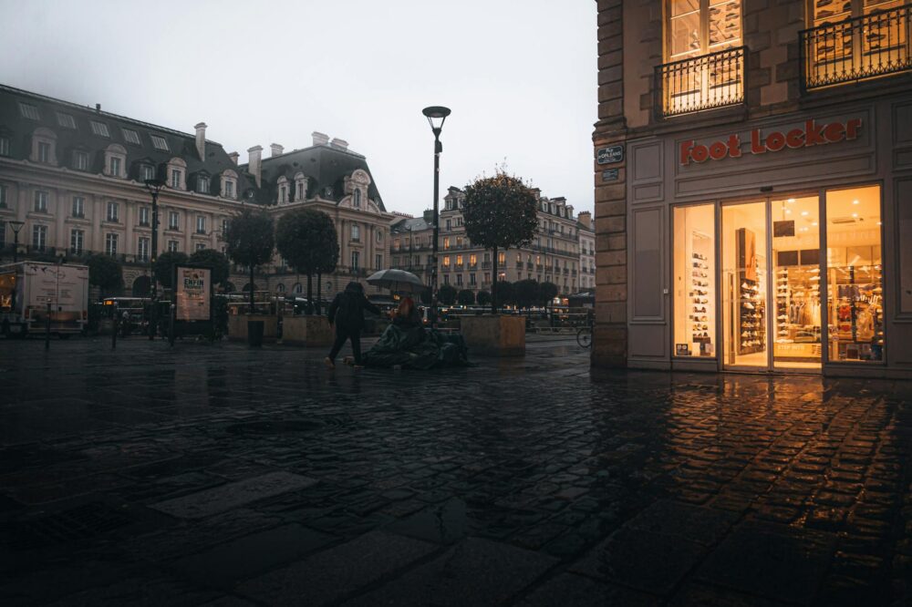 What are the best cafes in Paris for studying in 2026?