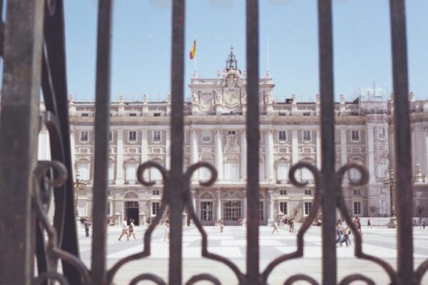 What are the best Christmas markets in Madrid?