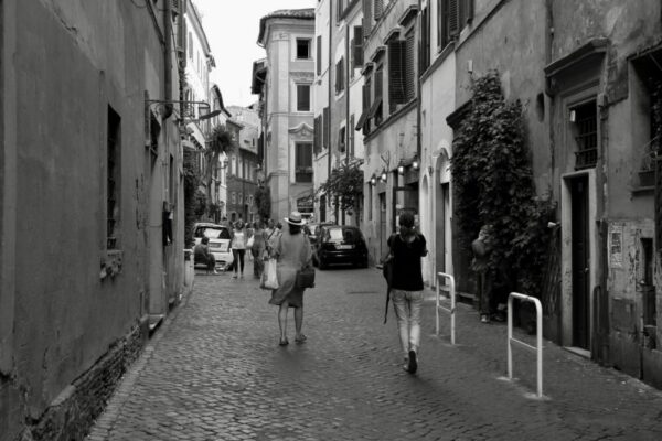 What are the best day trips from Florence for students?