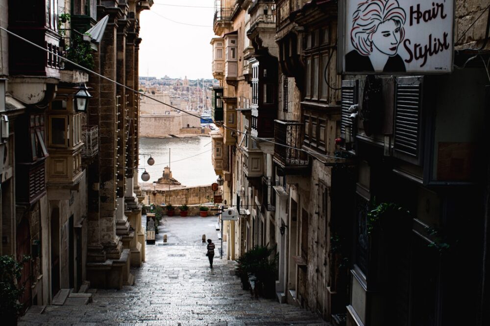 What are the best family-friendly hotels in Florence?