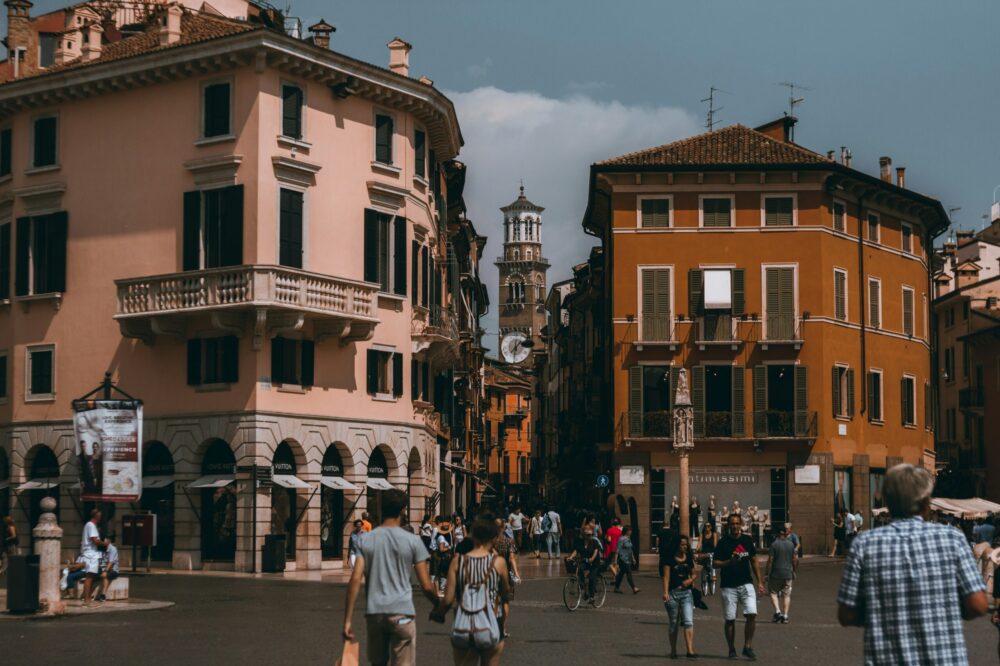 What are the best hotels in Florence for a cultural getaway?