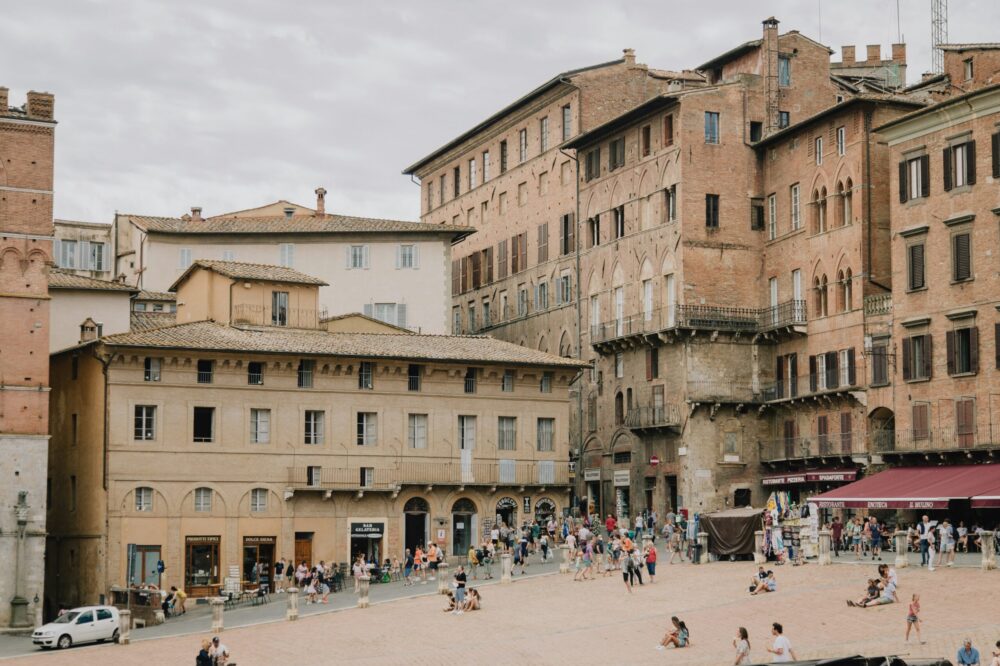 What are the best hotels in Florence for a luxury stay?