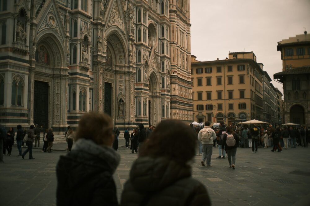 What are the best hotels in Florence with a view of the Arno River?