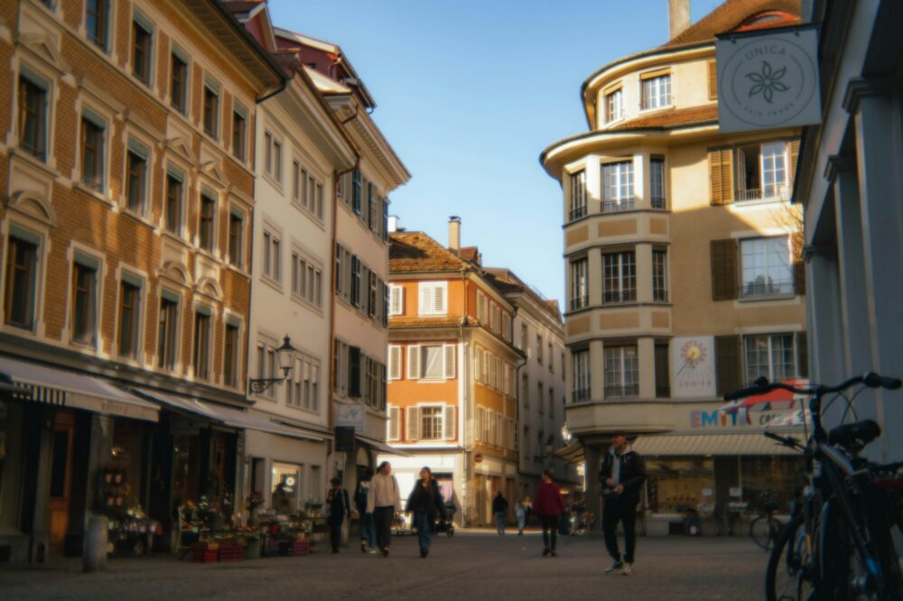 What are the best hotels in Galata for solo travelers?
