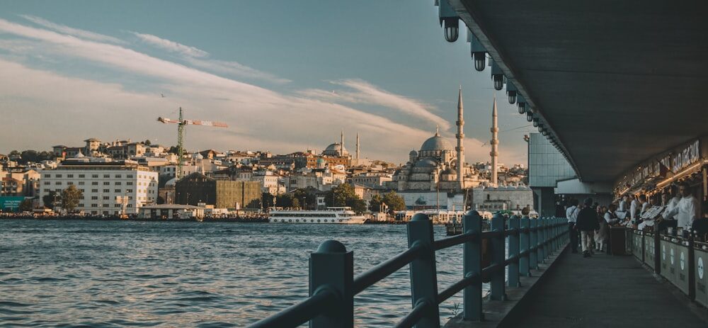 What are the best hotels in Istanbul for solo travelers?