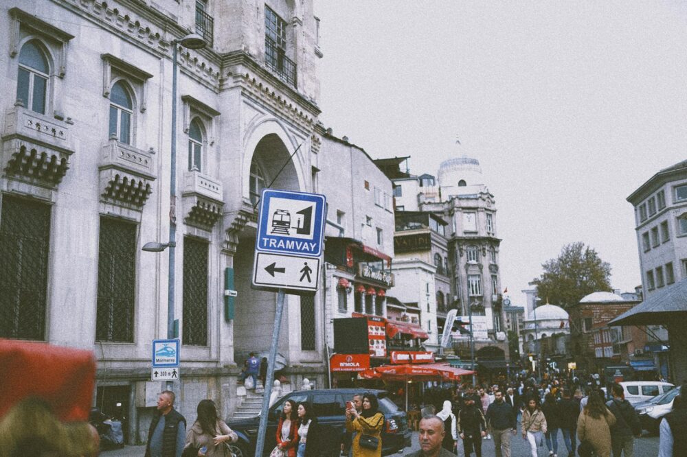 What are the best hotels in Istanbul with a view of the city?