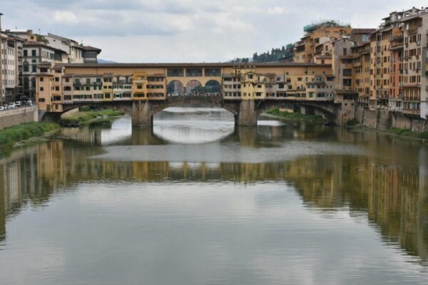 What are the best indoor activities in Florence for rainy days near the Boboli Gardens?