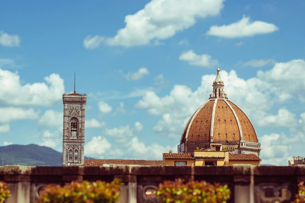 What are the best indoor activities in Florence for solo travelers on a rainy day?