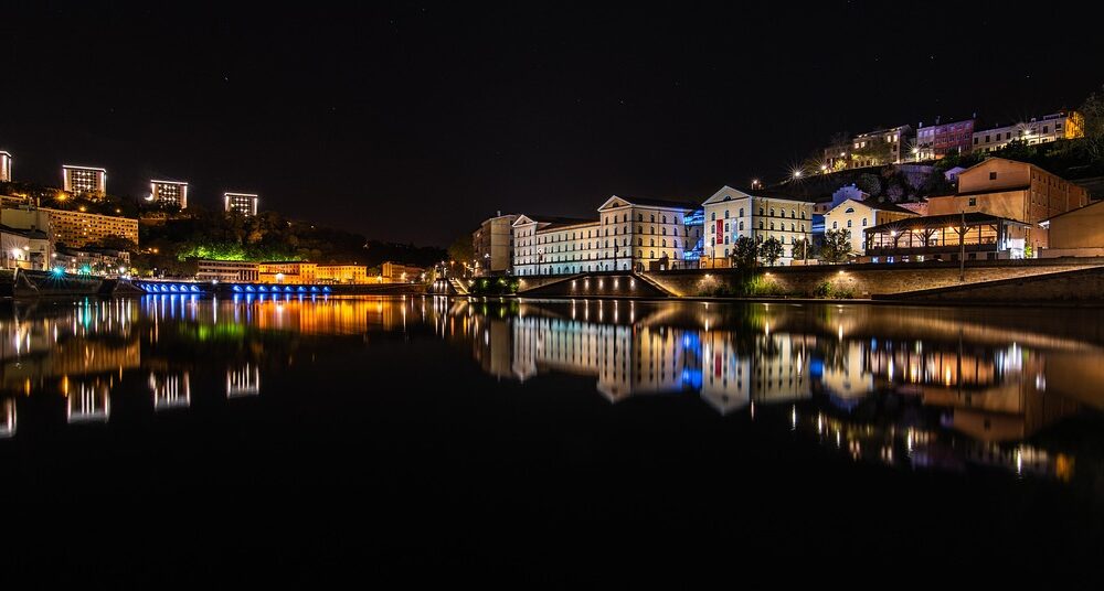 What are the best restaurants in Lyon for traditional cuisine?