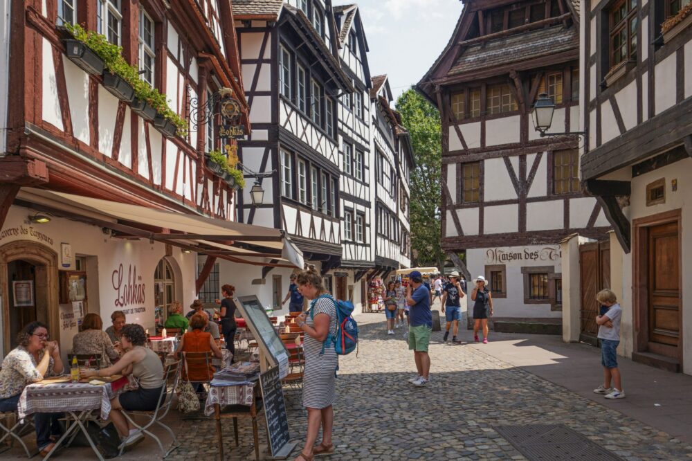 What are the best restaurants in Strasbourg for groups 2026?