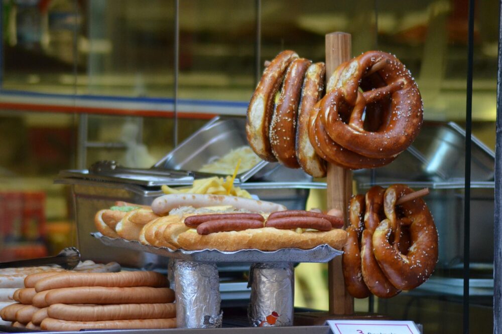 What are the best restaurants near Strasbourg Cathedral?