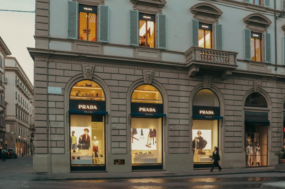 What are the best solo travel hotels in Florence for retirees?