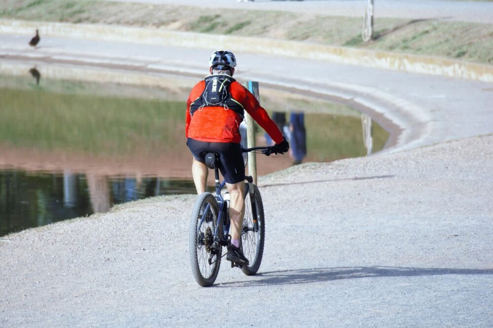 What are the best spring bike routes in Paris?