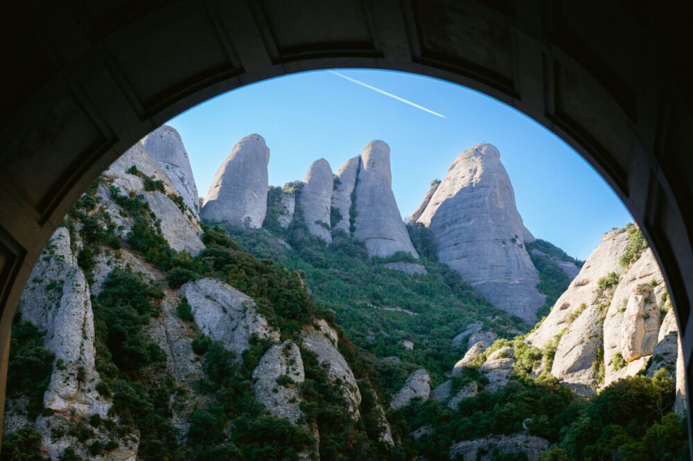 What are the best spring hiking trails in Montserrat?