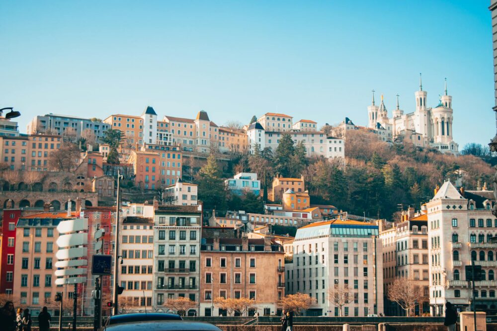 What are the best squares and plazas in Lyon?
