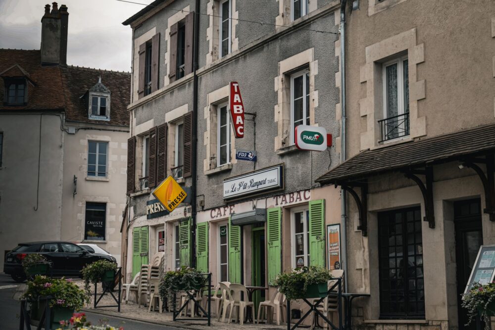 What are the best street food markets in Lyon?
